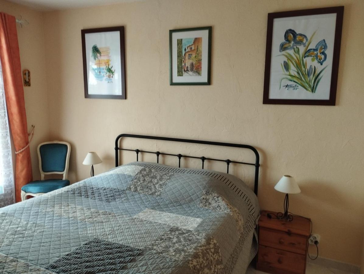 Bed and Breakfast L'Orangette à Régusse Extérieur photo